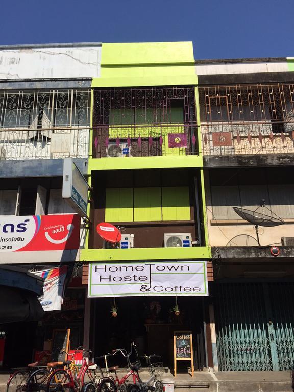 Hometown Hostel Samut Songkhram Bagian luar foto